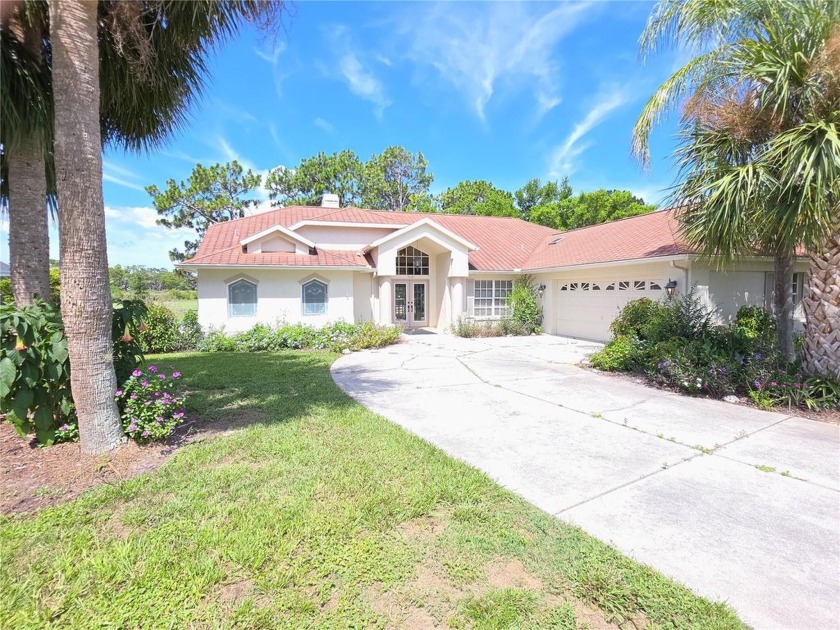 Glen Lakes 3 Bedroom Pool Home On he 9th. Hole Of The Golf - Beach Home for sale in Weeki Wachee, Florida on Beachhouse.com