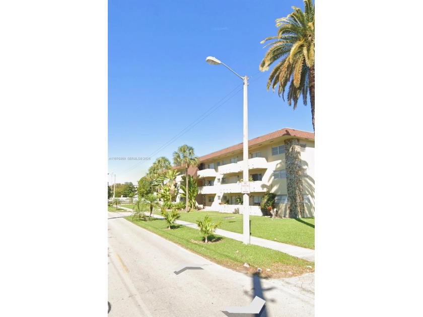 *****INVESTORS AND FIRST-TIME BUYERS ALERT!***** Don't miss this - Beach Condo for sale in Miami, Florida on Beachhouse.com