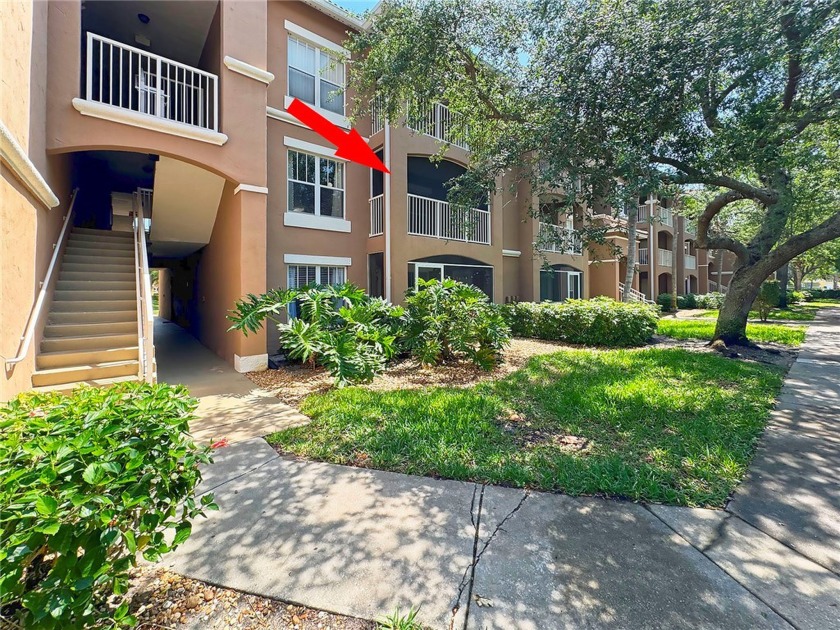 Welcome to your tranquil oasis in the heart of the Fairways - Beach Home for sale in Vero Beach, Florida on Beachhouse.com