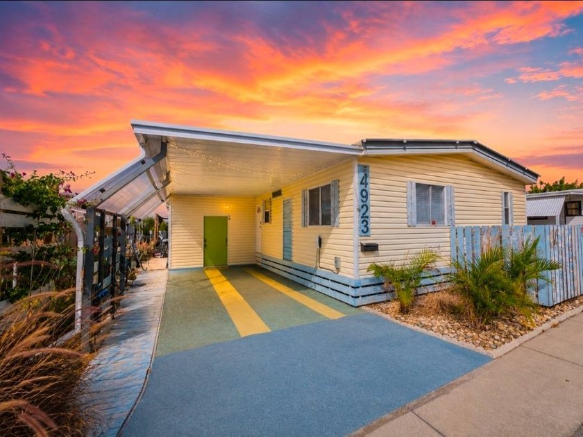 TRUE WATERFRONT LIVING - BOAT DOCK ACCESS - TIKI BAR & - Beach Home for sale in St. Petersburg, Florida on Beachhouse.com