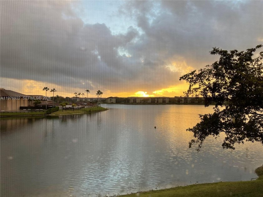 Welcome to your Lake Front 1 bedroom 1 and a half bath unit - Beach Condo for sale in Pembroke Pines, Florida on Beachhouse.com
