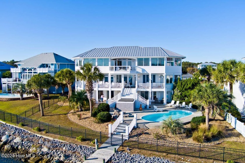 Located on the spectacular shores of the Intracoastal Waterway - Beach Home for sale in Swansboro, North Carolina on Beachhouse.com