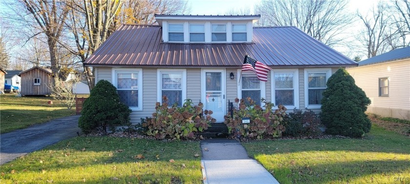 Your search is over...A new home, just in time for the Holidays! - Beach Home for sale in Cape Vincent, New York on Beachhouse.com