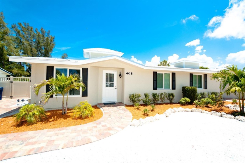 Great Opportunity on North Shore Drive in The City of Anna - Beach Home for sale in Anna Maria, Florida on Beachhouse.com