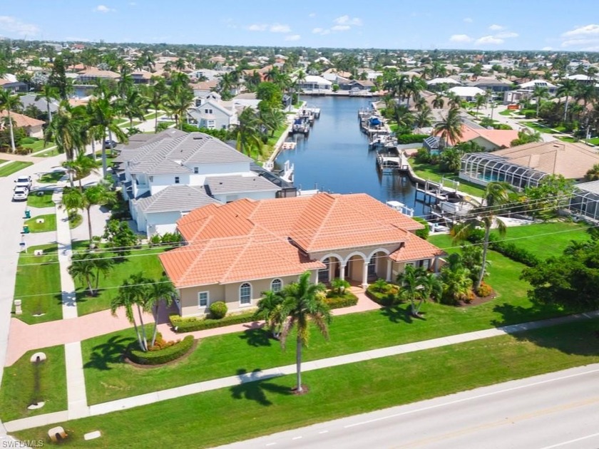 This furnished indirect access waterfront home is located on a - Beach Home for sale in Marco Island, Florida on Beachhouse.com