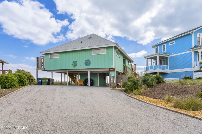 Don't miss out on the opportunity on this oceanfront single - Beach Home for sale in Emerald Isle, North Carolina on Beachhouse.com