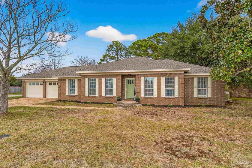 This is one of those homes that makes you want to slow down and - Beach Home for sale in Gulf Breeze, Florida on Beachhouse.com
