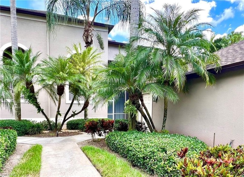 Now Available ... Beautiful 2 BR+DEN/2 Bath Condo w/ GOLF - Beach Home for sale in Naples, Florida on Beachhouse.com