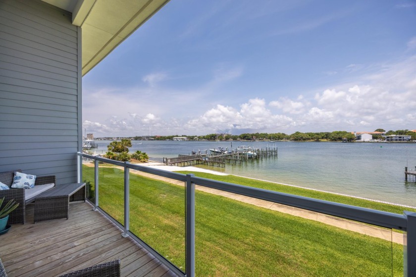 Own a Piece of Paradise! Stunning Waterfront 4-Bedroom, 2.5-Bath - Beach Home for sale in Fort Walton Beach, Florida on Beachhouse.com