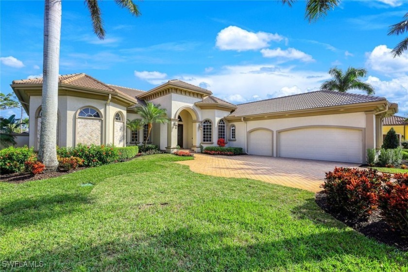 NO FLOOD HOUSE - Discover modern luxury in this fully updated - Beach Home for sale in Fort Myers, Florida on Beachhouse.com