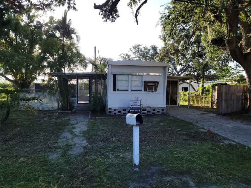 Location Location!!! Walk to Downtown New Port Richey. 1 bedroom - Beach Home for sale in New Port Richey, Florida on Beachhouse.com