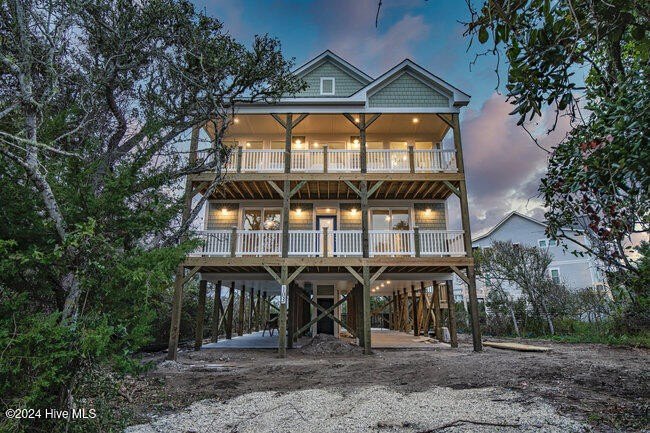 This newly built home is not only packed full of custom features - Beach Home for sale in North Topsail Beach, North Carolina on Beachhouse.com