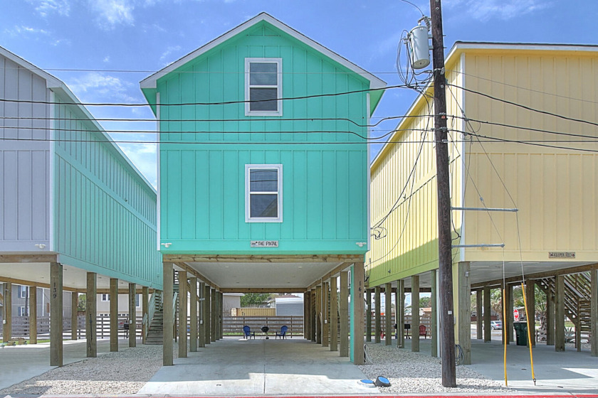 Brand New 33! Private fishing pier with dock space! Pool! - Beach Vacation Rentals in Corpus Christi, Texas on Beachhouse.com
