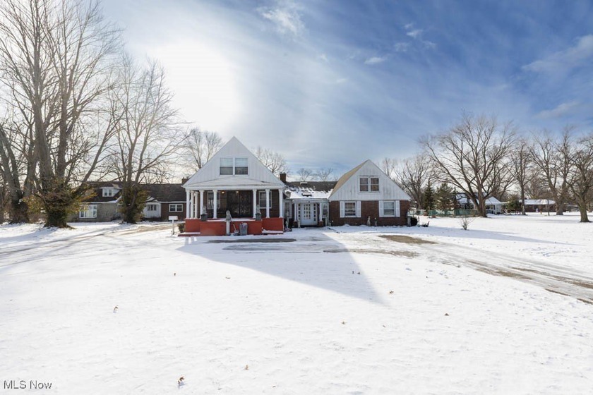 Tons of opportunity for a 3510 square foot home on nearly 1 acre - Beach Home for sale in Lorain, Ohio on Beachhouse.com