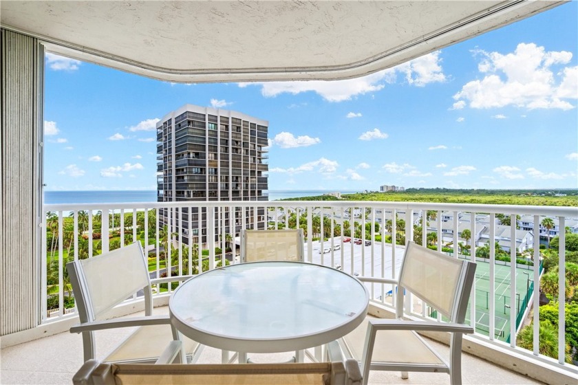 Beautiful 3 bed, 2 bath corner unit with panoramic ocean and - Beach Home for sale in Hutchinson Island, Florida on Beachhouse.com