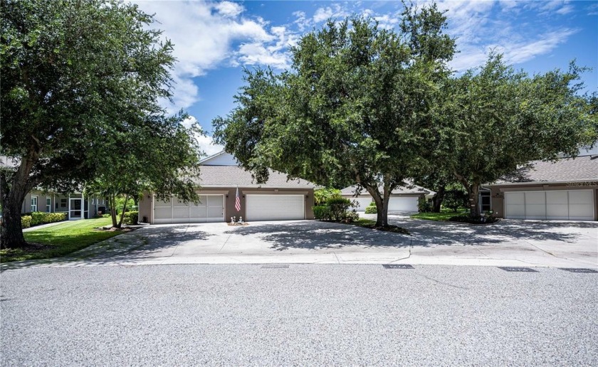 BIG PRICE REDUCTION! Popular Heritage Oak Park Villa! Rarely - Beach Condo for sale in Port Charlotte, Florida on Beachhouse.com