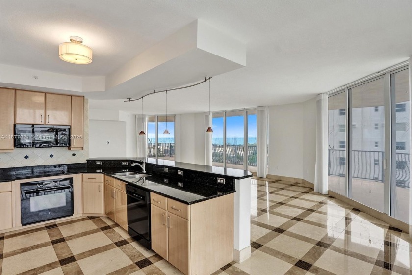 Spacious 3 bed, 2.5 bath condo at 100 S Birch Rd #906B with - Beach Condo for sale in Fort Lauderdale, Florida on Beachhouse.com