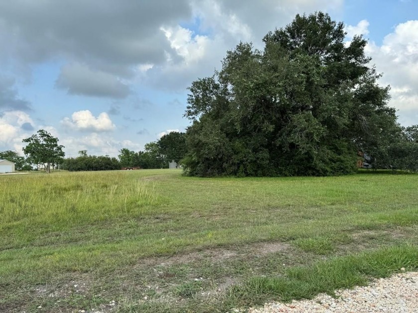 Beautiful 2 lots with large oak tree in gated community with - Beach Lot for sale in Palacios, Texas on Beachhouse.com