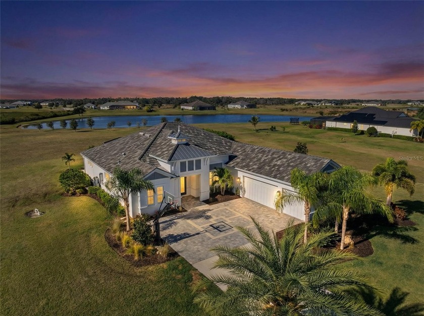 Exceptionally private lakefront estate set on 4.1 acres of - Beach Home for sale in Sarasota, Florida on Beachhouse.com