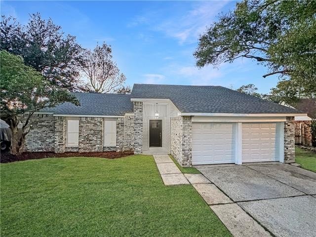 COMPLETELY REMODELED HOME with BRAND NEW ROOF, A/C  WINDOWS in - Beach Home for sale in Slidell, Louisiana on Beachhouse.com