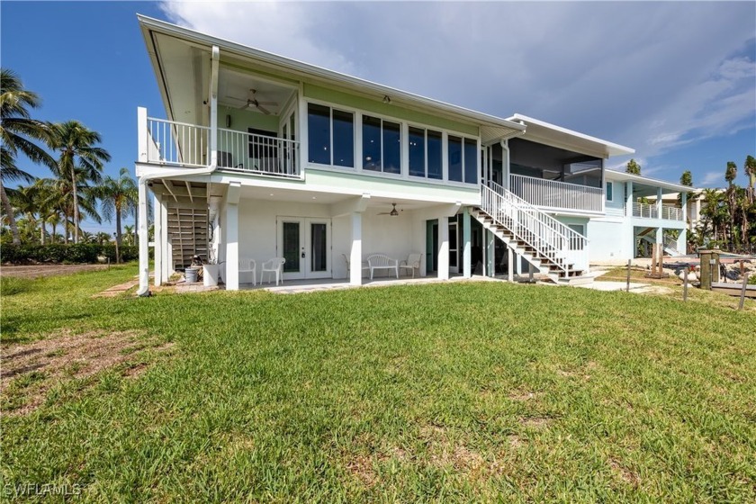 Welcome to your slice of paradise on Fort Myers Beach! This - Beach Townhome/Townhouse for sale in Fort Myers Beach, Florida on Beachhouse.com