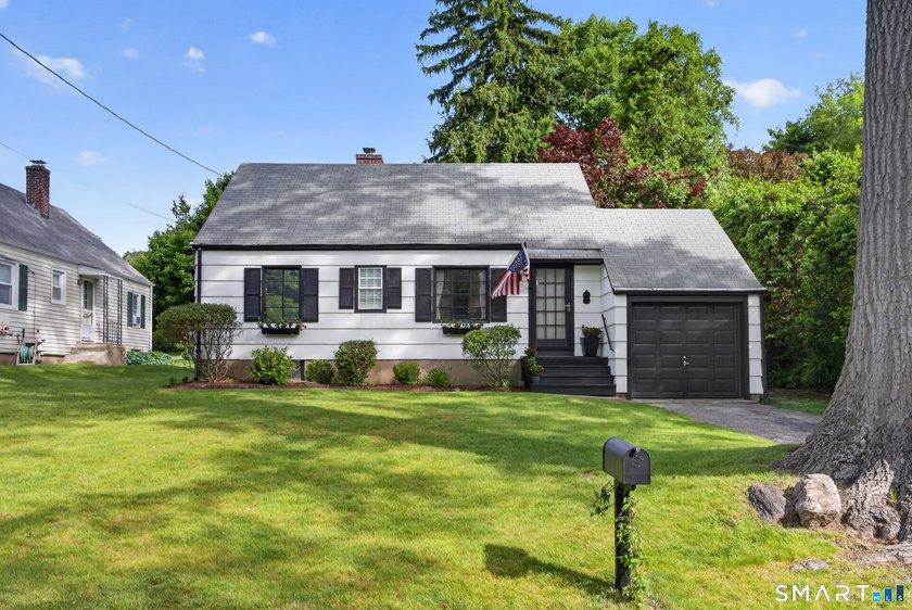Welcome to 68 Old Elm Road, a lovingly maintained 3-bedroom - Beach Home for sale in Fairfield, Connecticut on Beachhouse.com