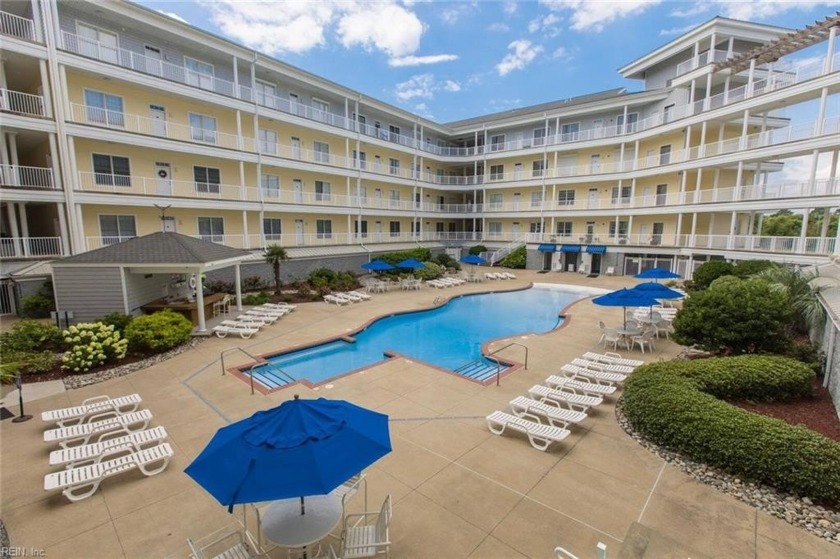 Rare opportunity to own a 2-level penthouse condo with stunning - Beach Condo for sale in Virginia Beach, Virginia on Beachhouse.com