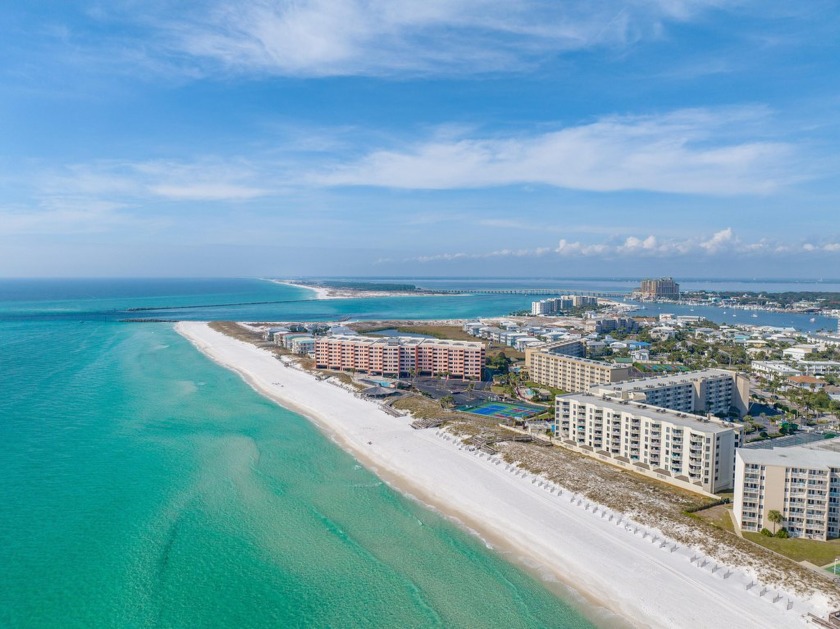 Fully remodeled and absolutely stunning, this condo has been - Beach Condo for sale in Destin, Florida on Beachhouse.com