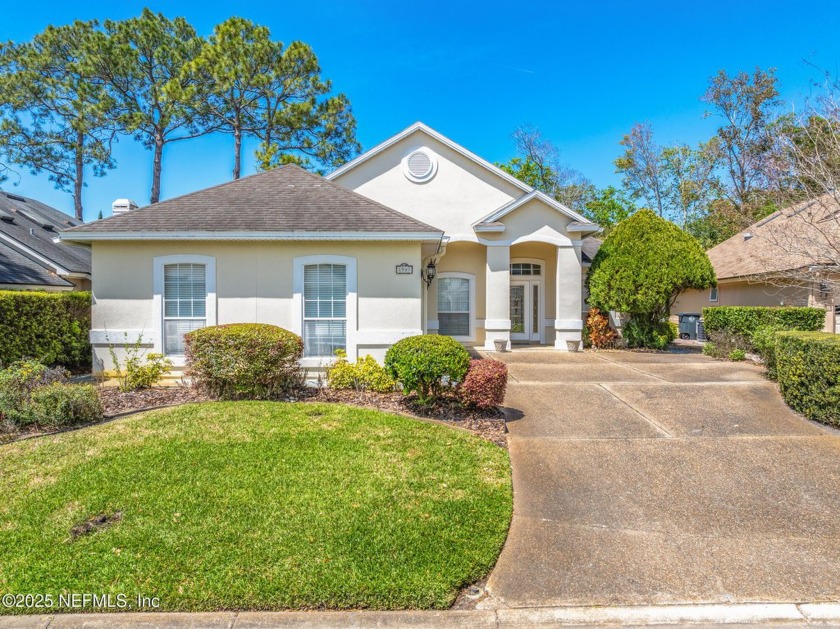 This immaculately maintained 4 bedroom 3 bathroom home located - Beach Home for sale in Atlantic Beach, Florida on Beachhouse.com