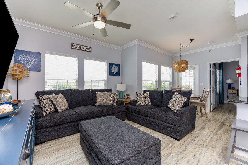 Gorgeous, Updated Condo w Beach Access, Private Patio + Washer & - Beach Vacation Rentals in Corpus Christi, Texas on Beachhouse.com