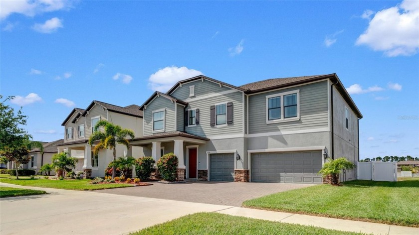 Great opportunity to own this exceptional home with a gorgeous - Beach Home for sale in Riverview, Florida on Beachhouse.com