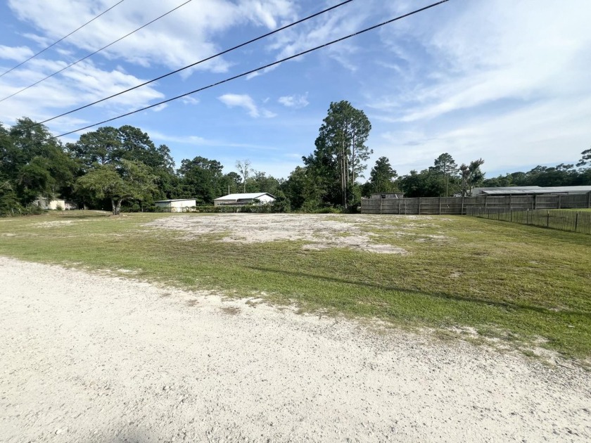 Great location just over the 331 bridge in Freeport. Large - Beach Lot for sale in Freeport, Florida on Beachhouse.com