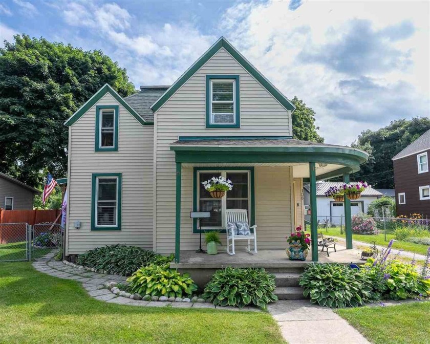 Welcome to this beautifully remodeled 3-bedroom, 2-bathroom home - Beach Home for sale in Charlevoix, Michigan on Beachhouse.com