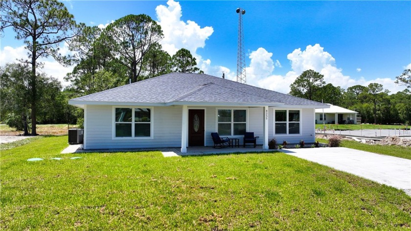 New to Market. Super Affordable Home with Sublime outdoor Living - Beach Home for sale in Vero Beach, Florida on Beachhouse.com