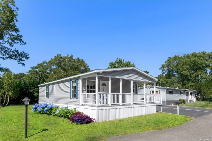 This stunning, new 3-bedroom, 2-bath mobile home, completed in - Beach Home for sale in Riverhead, New York on Beachhouse.com