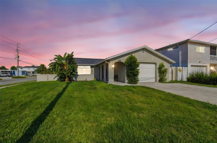 Freshly remodeled and ready for fun, this 3-bedroom, 2-bath - Beach Home for sale in Hudson, Florida on Beachhouse.com
