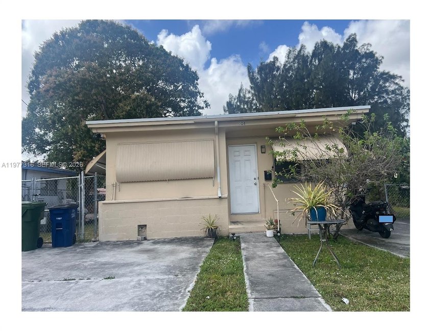 EXCELLENT DUPLEX INVESTMENT &  OPPORTUNITY - JUST 10 MINUTES - Beach Townhome/Townhouse for sale in Hallandale Beach, Florida on Beachhouse.com