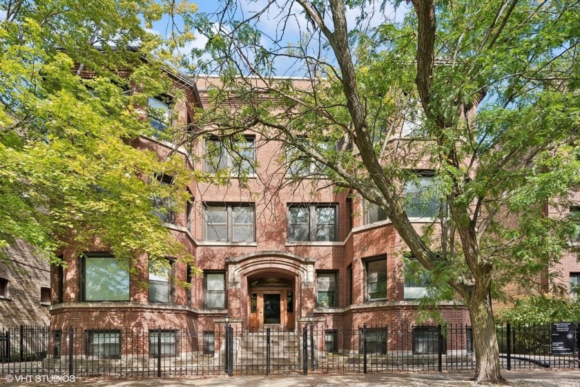 Beautifully renovated and spacious 3BR/2.5BA home in Margate - Beach Home for sale in Chicago, Illinois on Beachhouse.com