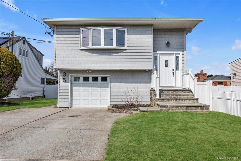 Welcome to this beautifully updated and impeccably maintained - Beach Home for sale in Babylon, New York on Beachhouse.com
