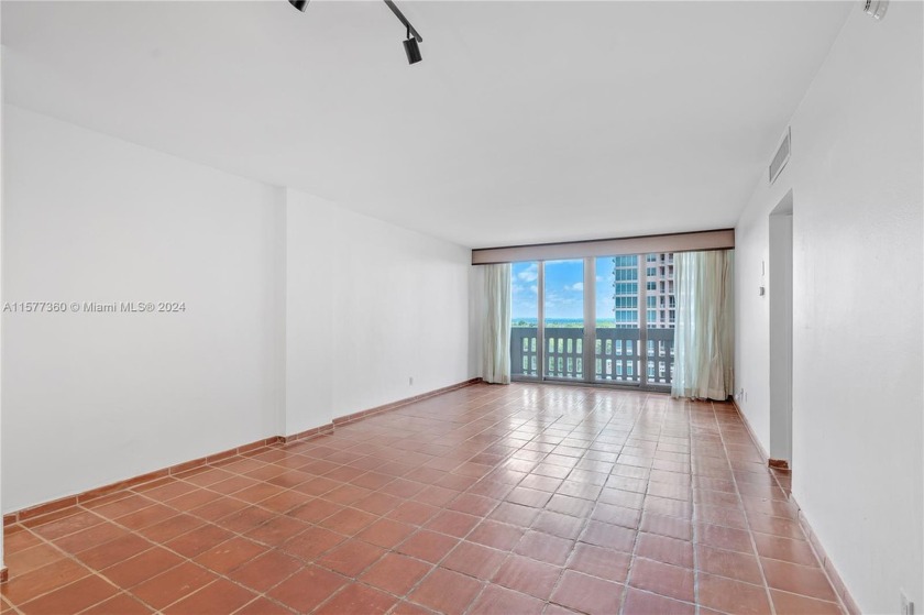 Fall in love with breathtaking views from this 1/1.5 condo - Beach Condo for sale in Coral Gables, Florida on Beachhouse.com