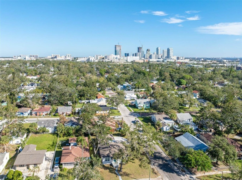 FULLY UPDATED HOME in the heart of St. Pete on a LARGE 62 by 136 - Beach Home for sale in St. Petersburg, Florida on Beachhouse.com