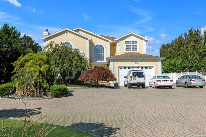 Prime Waterfront Living in this spectacular Custom-Built - Beach Home for sale in Brookhaven, New York on Beachhouse.com