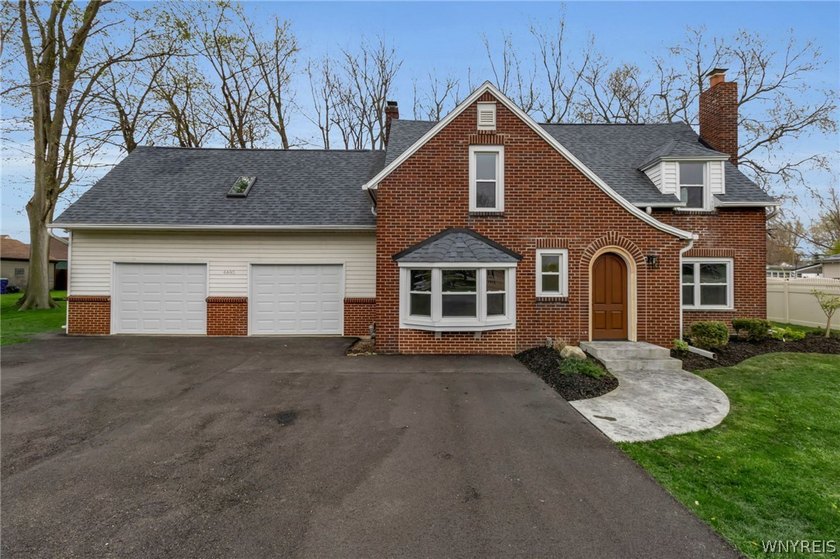 INCREDIBLE OPPORTUNITY! Why build and wait...and wait... and - Beach Home for sale in Hamburg, New York on Beachhouse.com