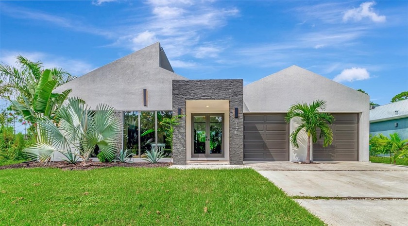 Motivated Sellers! **Up to $6,990 towards closing costs with - Beach Home for sale in Port Charlotte, Florida on Beachhouse.com