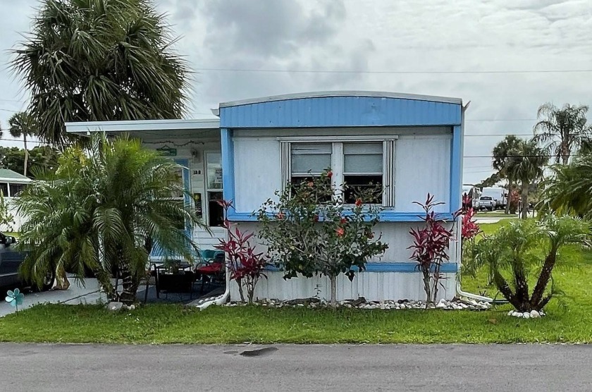 Welcome to your new home! This charming 2-bedroom, 1 - Beach Home for sale in Sebastian, Florida on Beachhouse.com