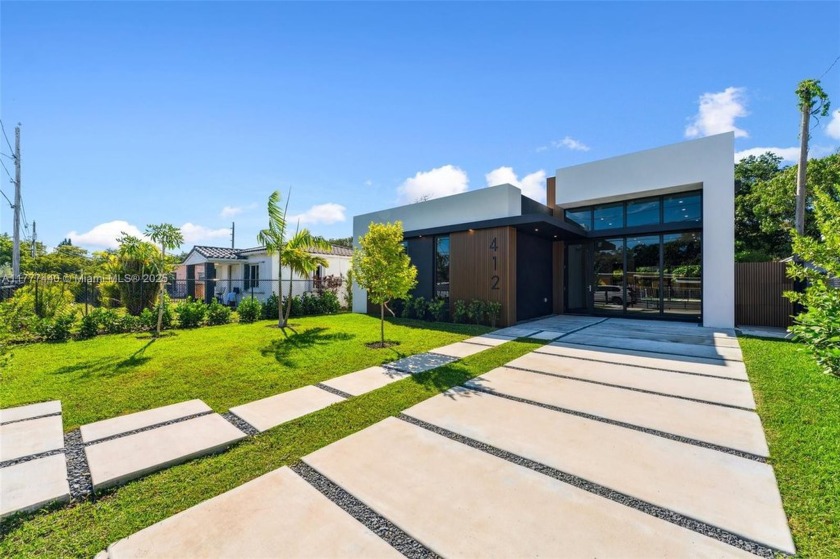 MOTIVATED SELLER! Stunning NEW CONSTRUCTION home, Ideal for - Beach Home for sale in Miami, Florida on Beachhouse.com