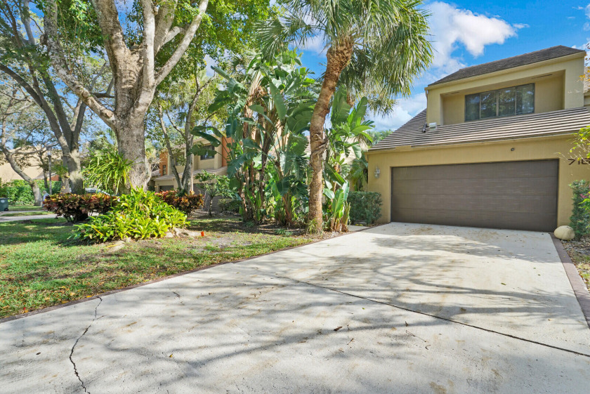 Rarely available 3/2.5 townhome with 2 car garage in this quiet - Beach Townhome/Townhouse for sale in Boca Raton, Florida on Beachhouse.com