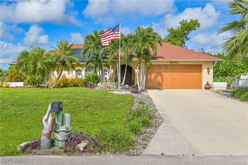 This is a beautiful well maintained pool home. 3/2/2 great for - Beach Home for sale in Cape Coral, Florida on Beachhouse.com