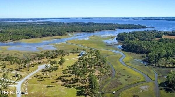 Desirable waterfront lot located on a cul-de-sac with a - Beach Lot for sale in Newport, North Carolina on Beachhouse.com