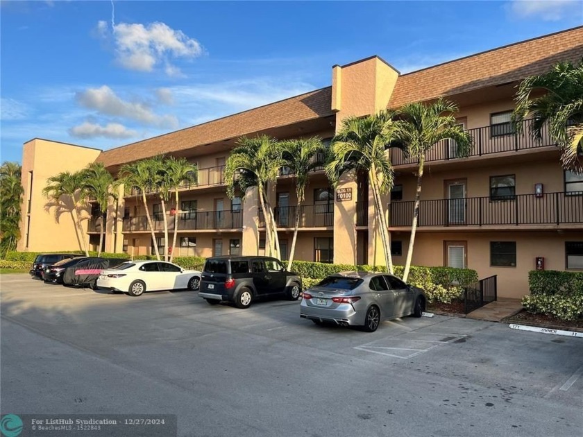 WOW!!! GORGEOUS 2 BEDROOM 2 BATHROOM CONDO (55+ COMMUNITY) ON - Beach Condo for sale in Sunrise, Florida on Beachhouse.com